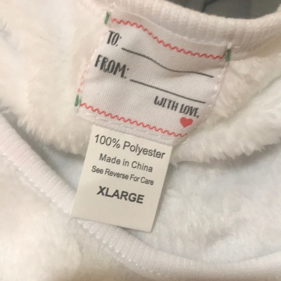 Super Soft Cold Outside PJ Set - Picture 5 of 6